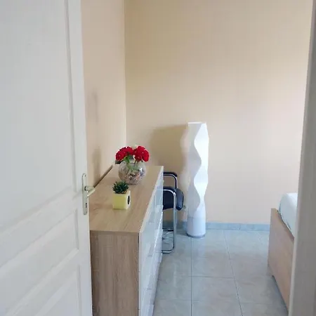 3 Ac Garden Pool Parking 2 Min By Car Cannes